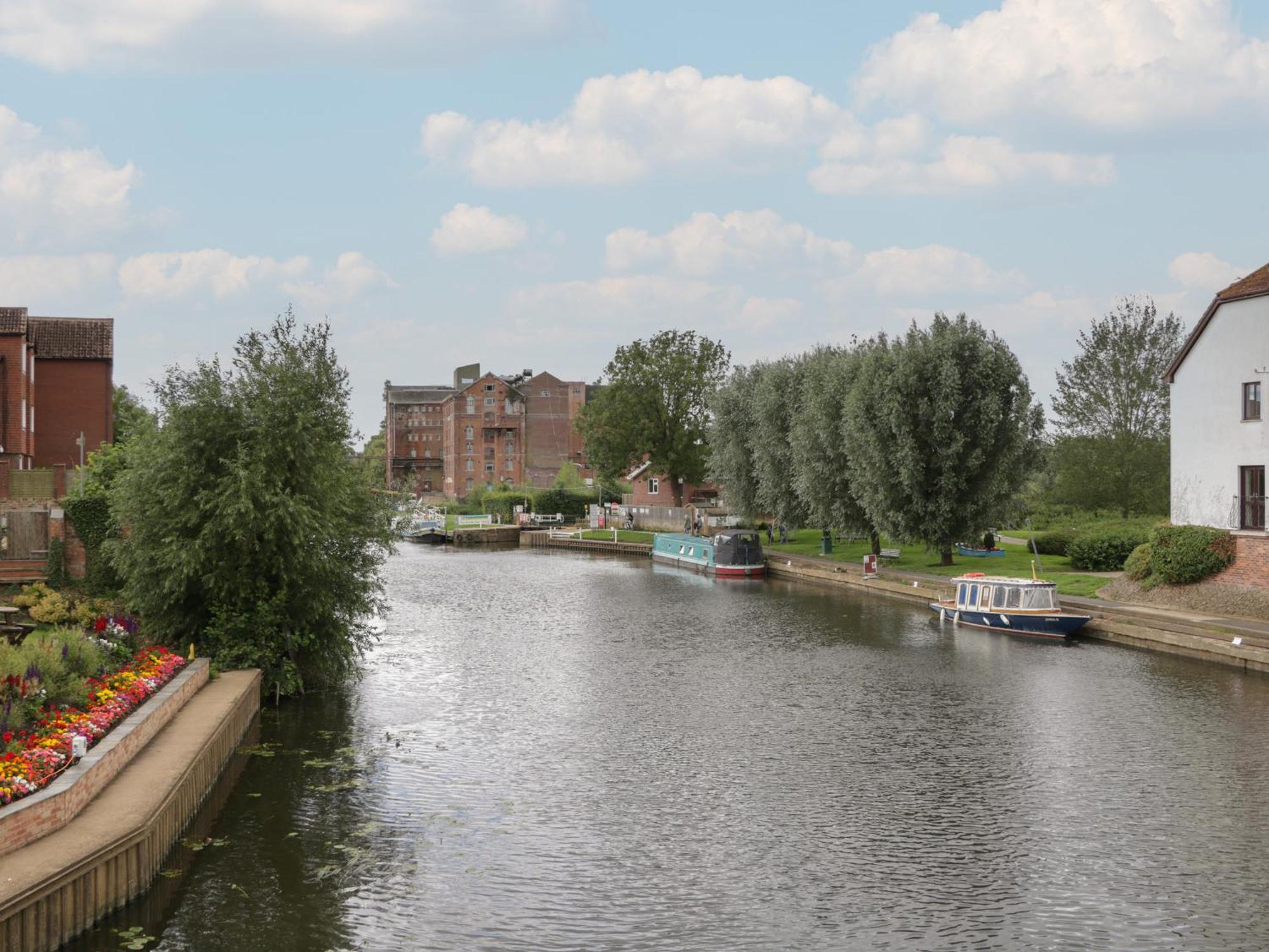 Runnymede Villa Tewkesbury Exteriör bild